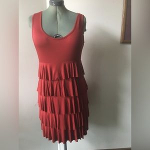 Sleeveless dress with tiers